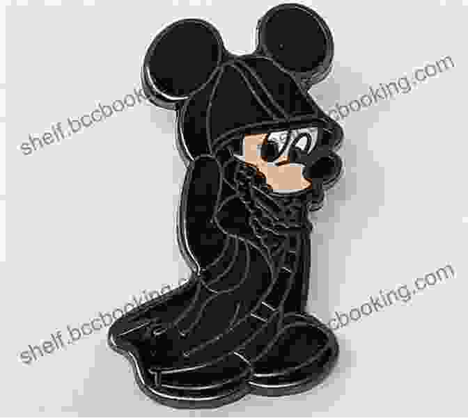 Outwits The Phantom Blot Book Cover: Mysterious Figure In A Black Cloak With Mickey Mouse And Friends In Pursuit Walt Disney S Mickey Mouse Vol 5: Outwits The Phantom Blot: Volume 5